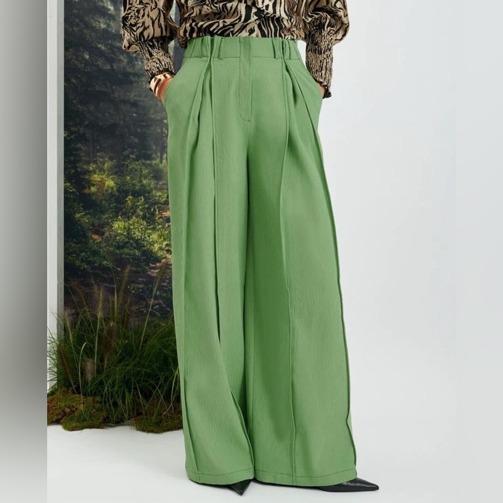NWT Sister Jane Ghospell Hollis Wide Leg Trousers in Pear Green M